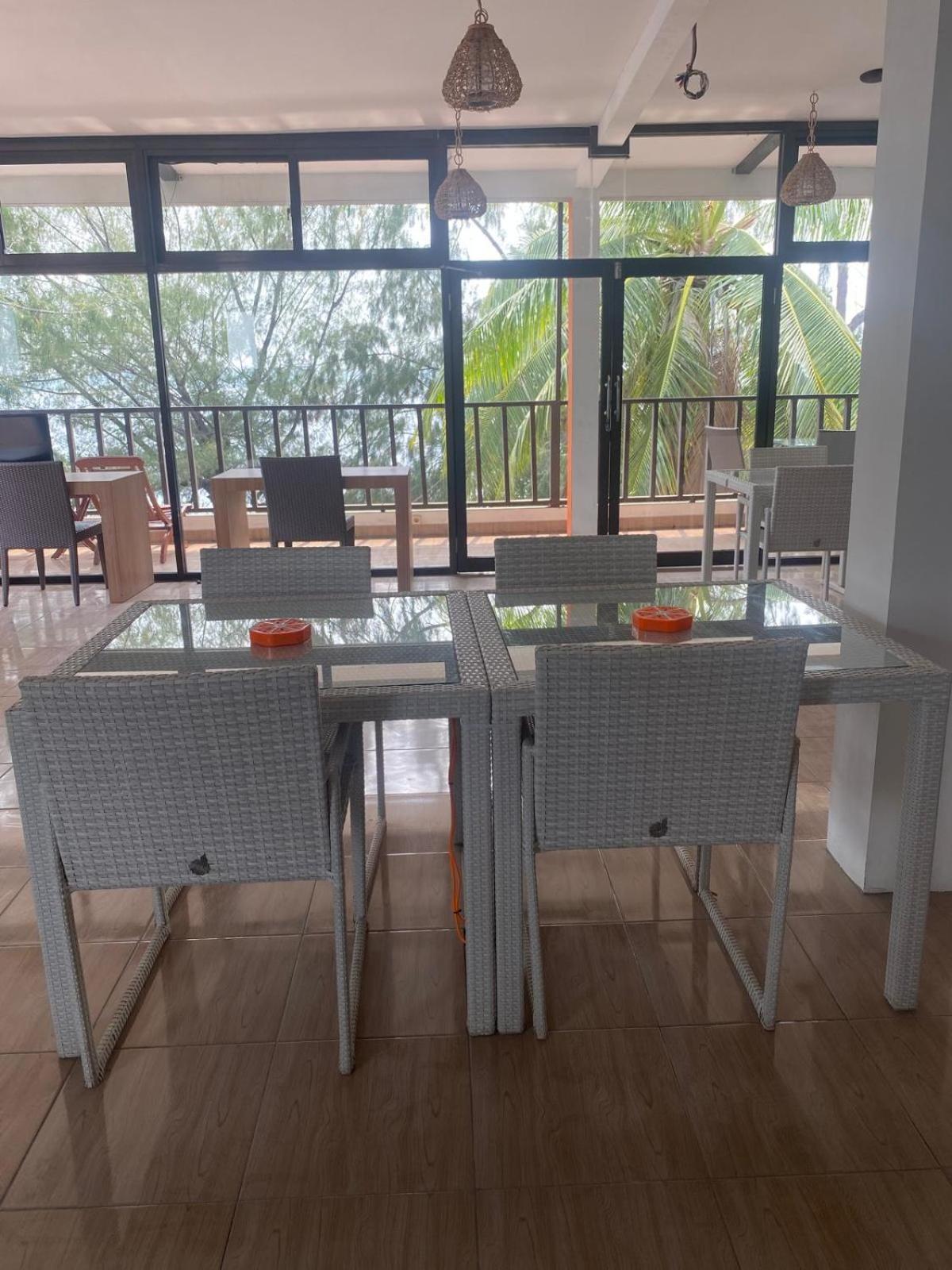 Tropica Gili Total Body Fit - Free Access Gym And Coworking Space Gili Trawangan Exterior foto