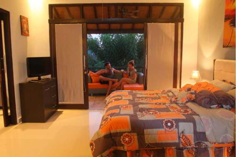 Tropica Gili Total Body Fit - Free Access Gym And Coworking Space Gili Trawangan Exterior foto